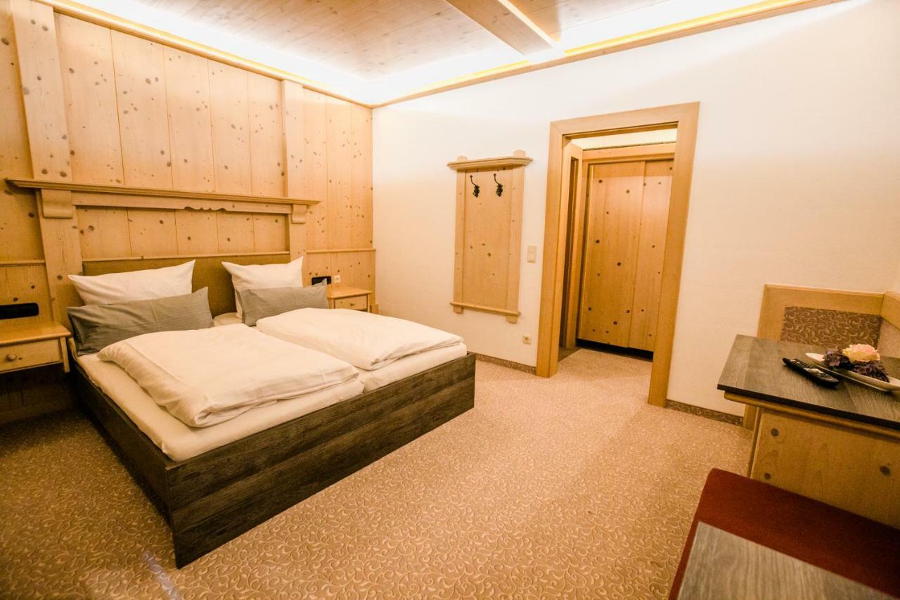 Landgasthof Zum Herz Trauchgau المظهر الخارجي الصورة